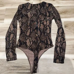Yummy Clothing Co. Brown Black Snakeskin Bodysuit Women's Medium thumbnail 4