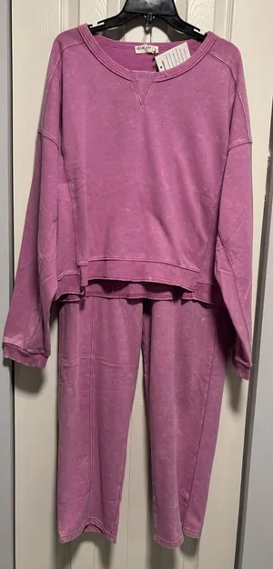 NWT New In Lilac Sweatshirt & Sweatpants Loungewear thumbnail 1