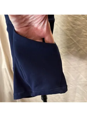 High-Rise Navy Athletic Bike Shorts with Side Pockets thumbnail 4