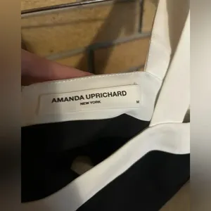 NWOT Amanda Uprichard Porsha Top in Black & Ivory Revolve Size Medium thumbnail 5