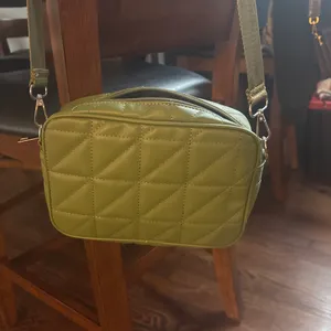 Olive green quilted cross body bag thumbnail 4