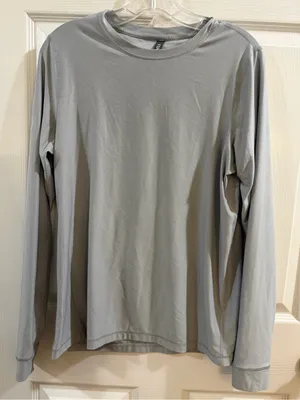 Vuori Long Sleeve Shirt thumbnail 1