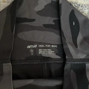 Aerie Camo Bike Shorts thumbnail 2