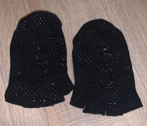 Toesox Open grip Socks with toe cut outs black thumbnail 1