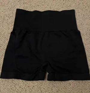 Amazon Gym workout Shorts thumbnail 2