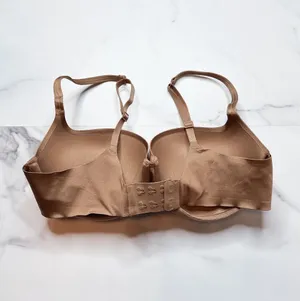 Skims Balconette Push-Up Bra thumbnail 2