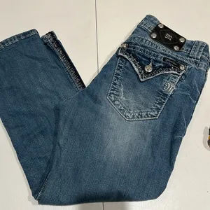 Miss me women’s boyfriend Capri size 28 embroidered leg stripe stud buttons thumbnail 13