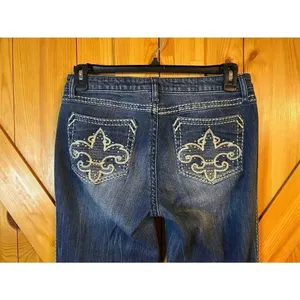 Rock 47 by Wrangler Low Rise Bootcut Dark Wash Jeans Distressed Size 32 READ (88 thumbnail 7