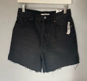 PacSun NWT 90’s Girlfriend Black Raven Denim Jean Shorts Frayed Hem‎ Waist 26” thumbnail 1
