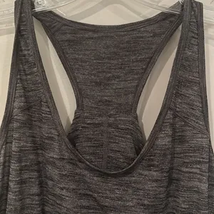 Lululemon Women's Gray Tank‎ Top Halter Back Size Small thumbnail 2