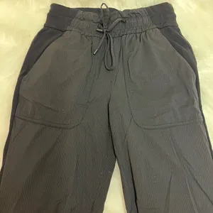 Lululemon Beyond the‎ Studio 7/8 Jogger Black 4 thumbnail 5