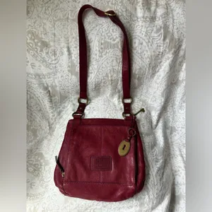 Fossil Women's Burgundy Leather Crossbody Bag good condition like new thumbnail 3