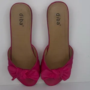 Pink Sandals Flip Flips Size 8 Runs Small thumbnail 8