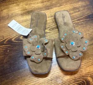 No boundaries brown floral sandals size 6 thumbnail 1