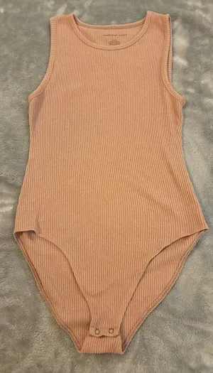 Women’s American Eagle Outfitters Ribbed Peach One-Piece Bodysuit Size Medium thumbnail 1