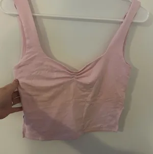 Pink Sleeveless Crop Top thumbnail 1