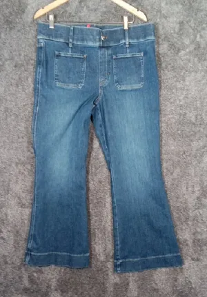 SPANX Everywear Flare Jeans High Waisted Pullover Womens Jeans thumbnail 1