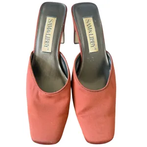 Y2k 90s Minimalist Orange Red Rust Satin Square Toe Chunky Kitten Heel thumbnail 2