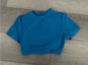 Skims crop top thumbnail 1
