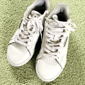 ADIDAS leather sneakers 👟👟 thumbnail 7