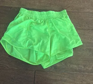 Lululemon Shorts thumbnail 1