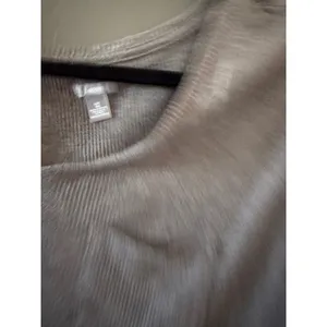 Aerie Gray Waffle Knit Thermal Long Sleeve V-Neck Pocket Top XS Relaxed‎ Fit thumbnail 7