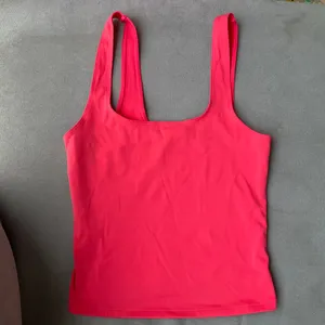 ALO Softsculpt Tank Candy Red S thumbnail 2