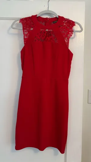Red dress thumbnail 1