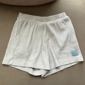 Alo Yoga Muse Ribbed Shorts Blue Skies Heather XS thumbnail 2