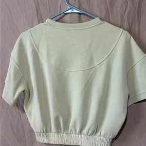 Lululemon soft stream T-shirt thumbnail 2