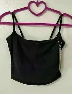 SKIMS Onyx Fits Everybody Crop Cami, Size Small New Sealed thumbnail 1