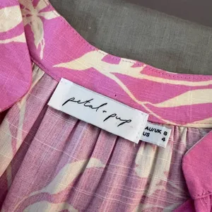 Petal & Pup Pink Cream Tiered Ruffle V-Neck Tropical Mini Sundress Size 4 thumbnail 9