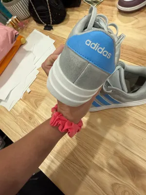 Kids Adidas shoes  thumbnail 3