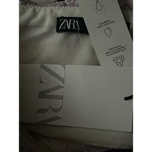 New‎ Zara Tweed Cropped Strapless Top thumbnail 7