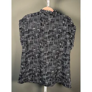 Jodifl Black White‎ Geometric Print Blouse Ruffle Sleeve V Neck Top L thumbnail 7