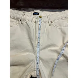 Express‎ Womens Jeans Size 10R Beige Distressed Denim High Rise Mom Jeans thumbnail 16
