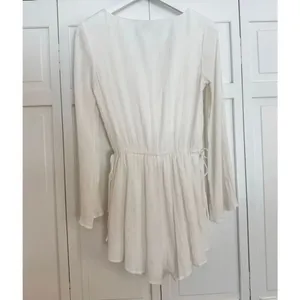 Sabo Skirt white vneck long sleeve button front romper size xs thumbnail 7