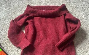 Off the shoulder sweater thumbnail 1