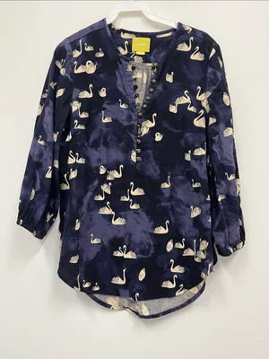 Anthropologie brand Maeve 100% cotton flannel Swan print blouse size M thumbnail 1