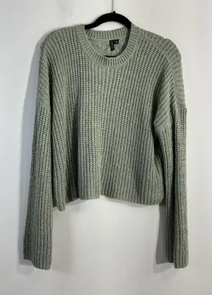 Womans Moon & Madison Medium Green Knit Pull Over Crew Neck Over Size Sweater thumbnail 1