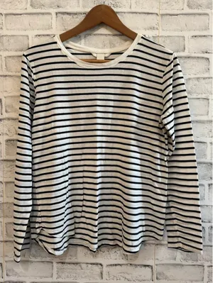 Women’s H&M black and white stripe long sleeve shirt Medium thumbnail 1