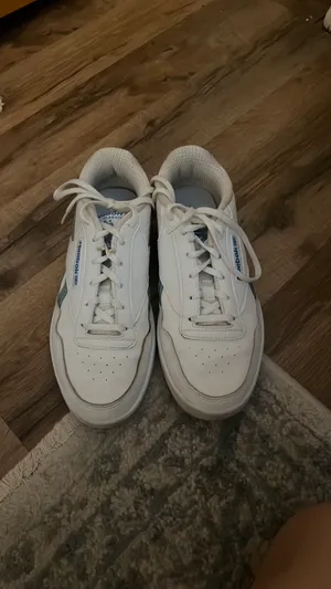 Reebok Sneakers thumbnail 3