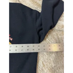 Vintage Snowman Sweatshirt Navy Crewneck Women’s Medium Gildan Xmas Tree Winter thumbnail 6