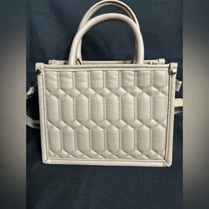 Steve Madden Quilted Mini Tote BNIKO Crossbody Purse Beige thumbnail 5