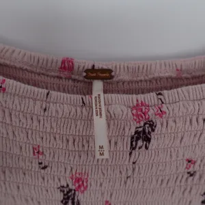 Free People Pink Floral Smocked Square Neck Bell Sleeve Blouse‎ Top M thumbnail 3
