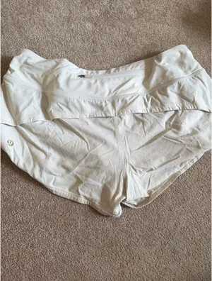Lululemon Shorts thumbnail 2