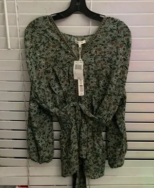 NWT Max Studio Blouse Medium thumbnail 7