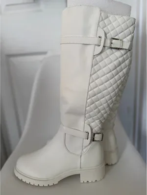 White quilted knee high boots Size 10 thumbnail 1