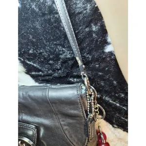 Vintage COACH Soho Leather Crossbody Bag Black Purse Flap Buckle With Charm Y2K thumbnail 5