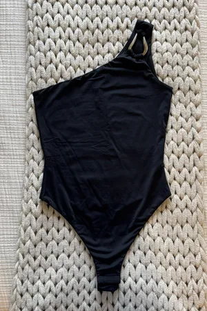 Princess Polly One-Shoulder Bodysuit thumbnail 1